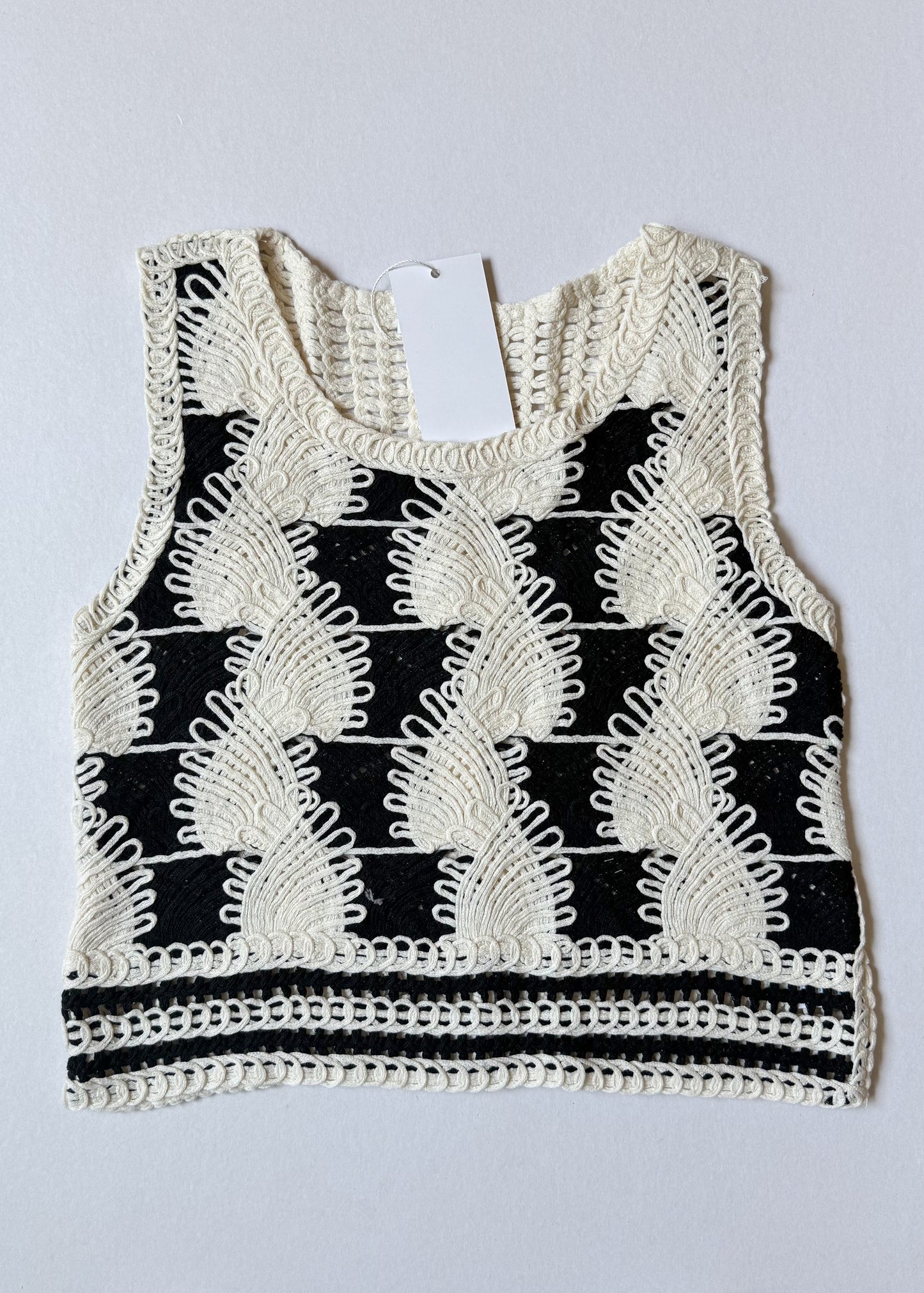CROCHET B/W