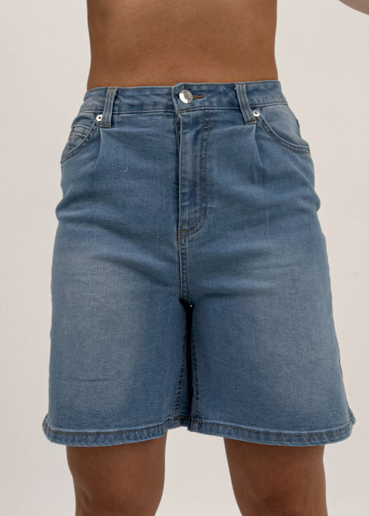 BERMUDA DENIM
