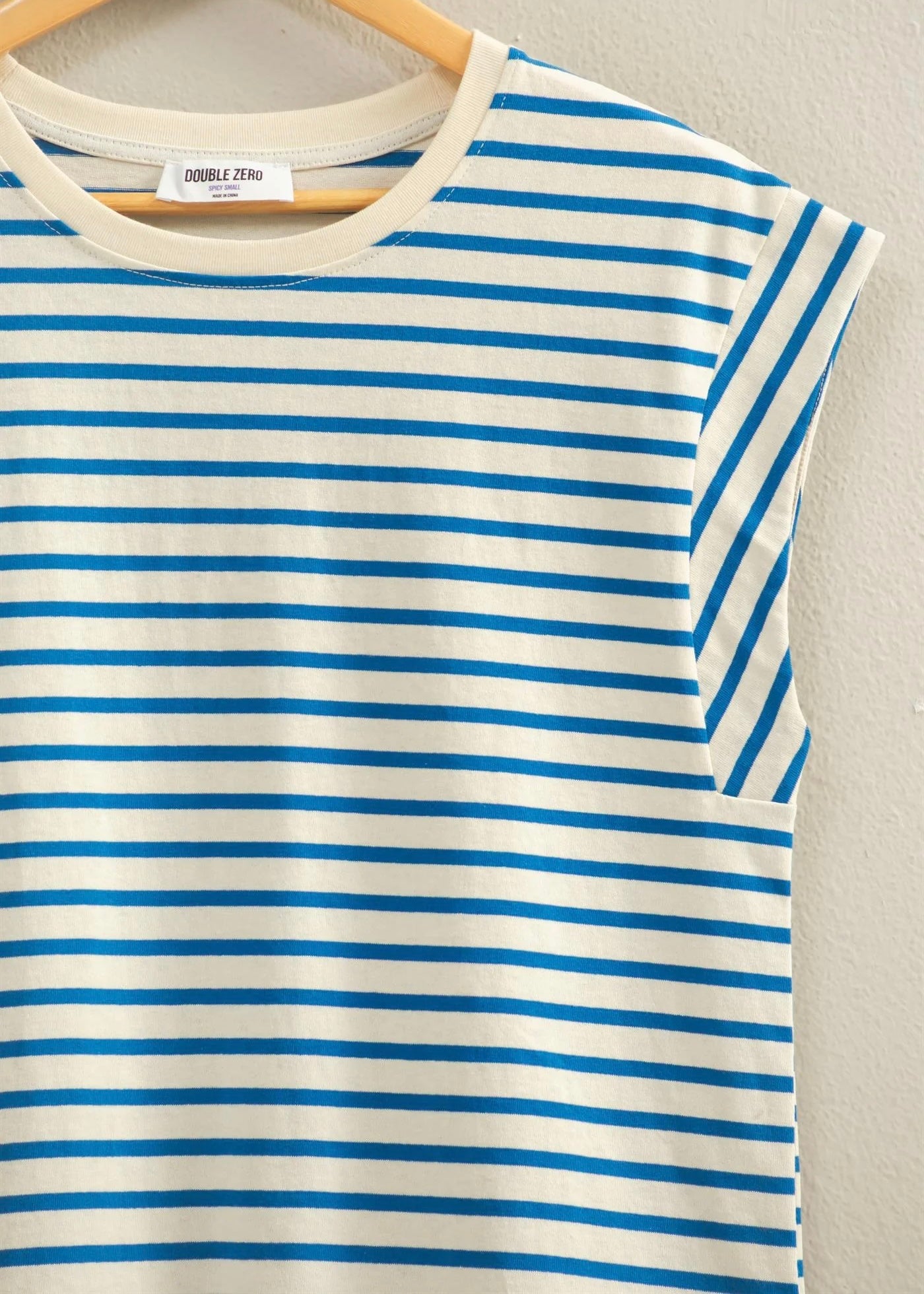 T-SHIRT BLUE