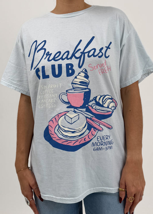 T-SHIRT BREAKFAST